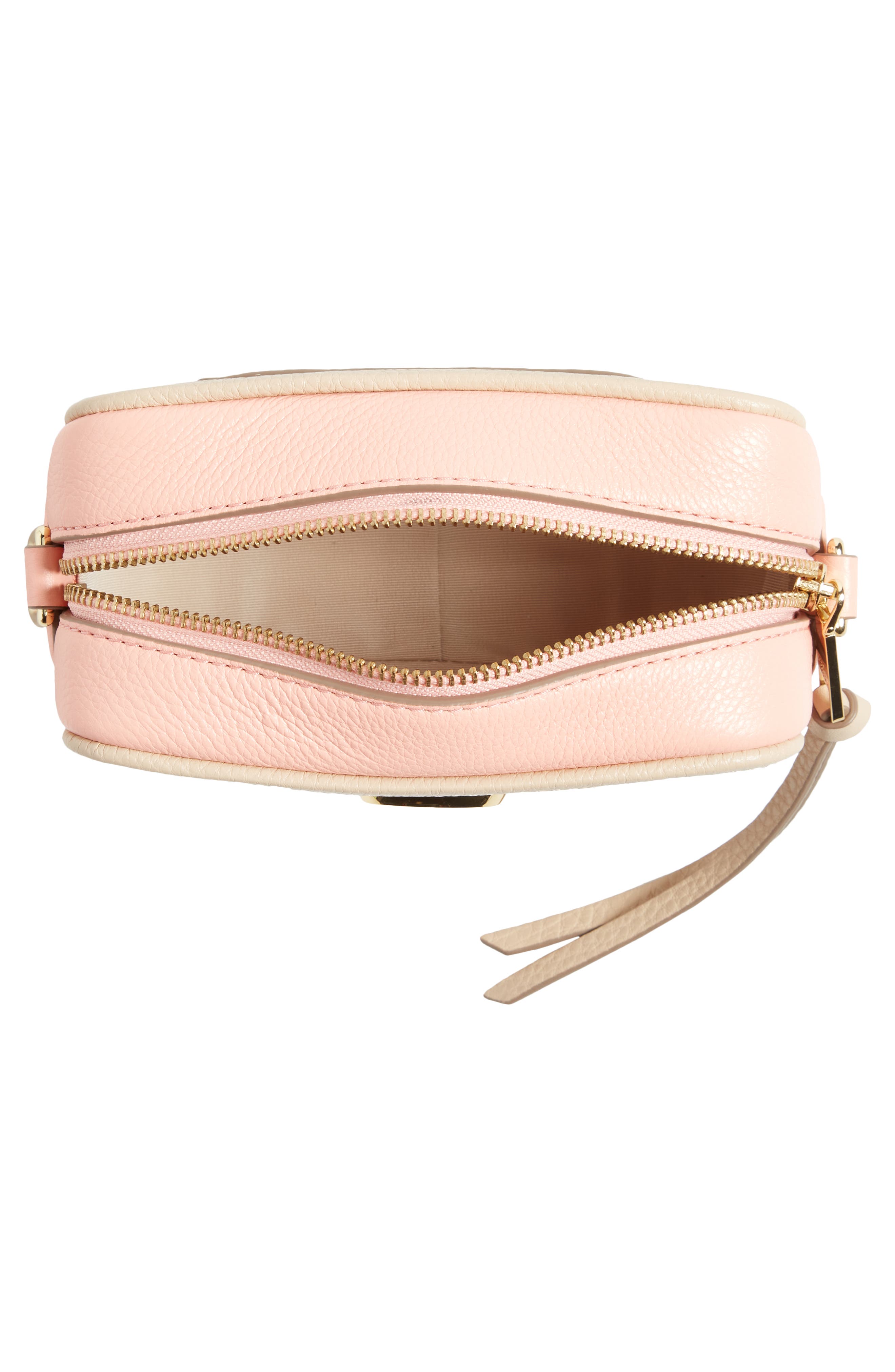 Marc Jacobs The Marc Jacobs The Softshot 17 Leather Bag, Alternate, color, 