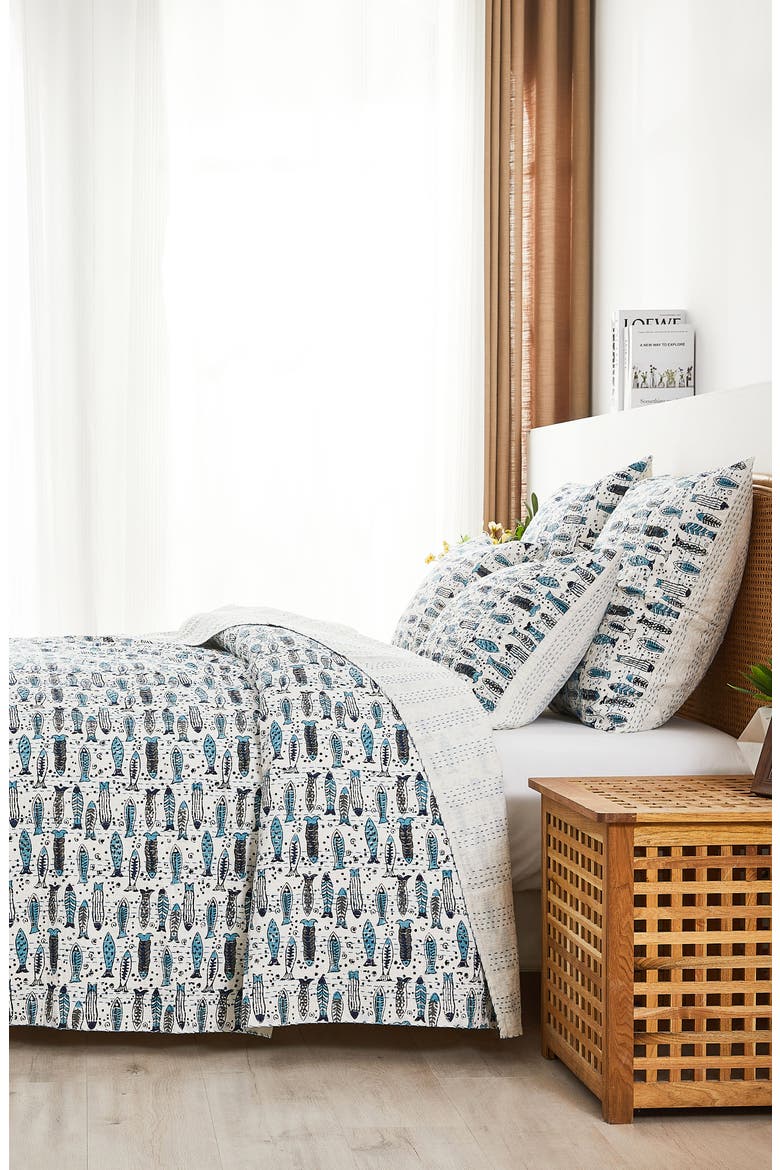 Fish Kantha Cotton Coverlet, Alternate, color, INDIGO