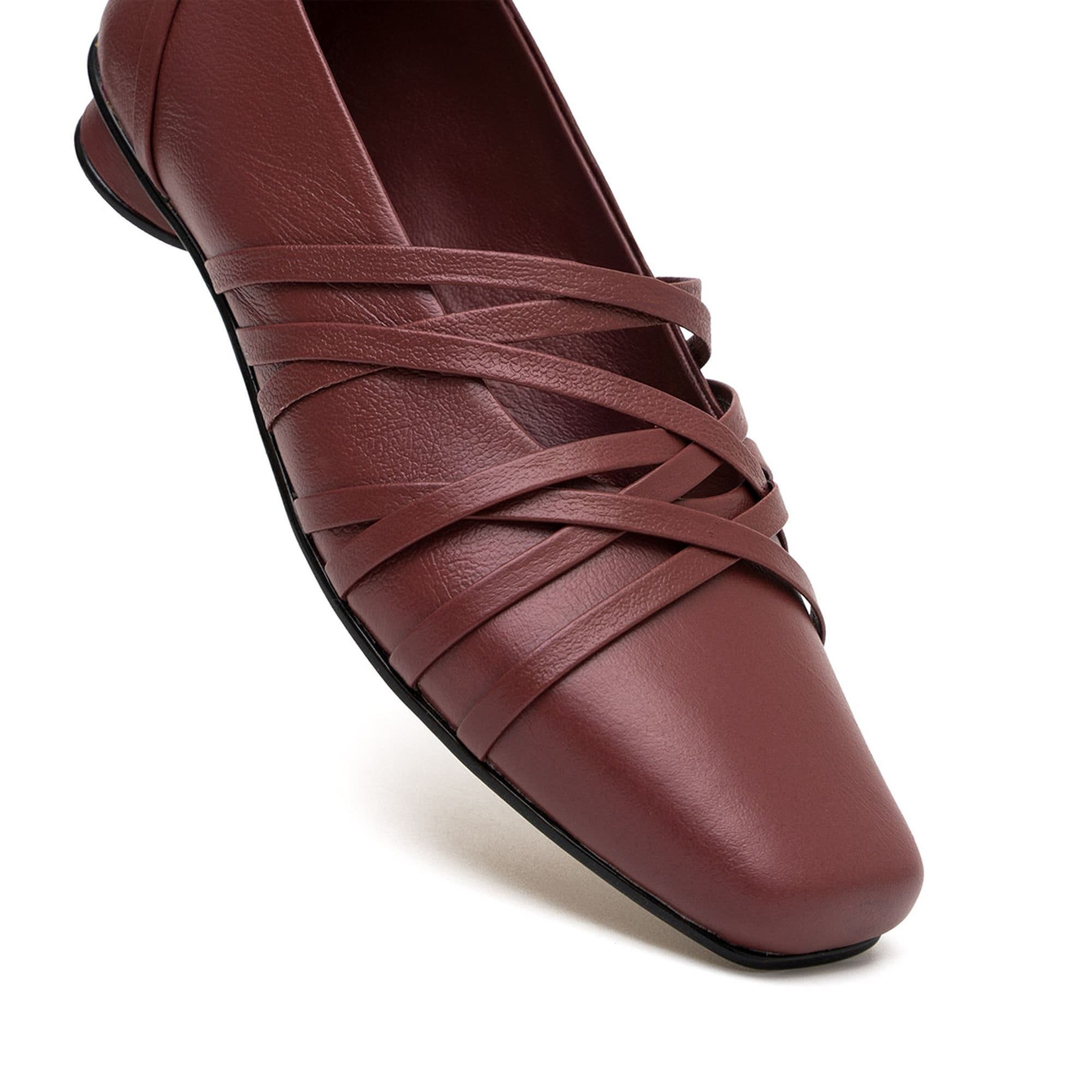 Sofia Flats, Alternate, color, Wine