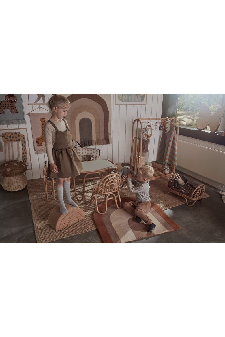 Doll Lift, Alternate, color, Choko
