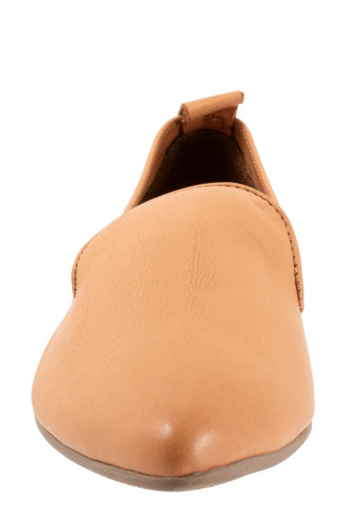 Bueno Izzy Pointed Toe Flat In Brown