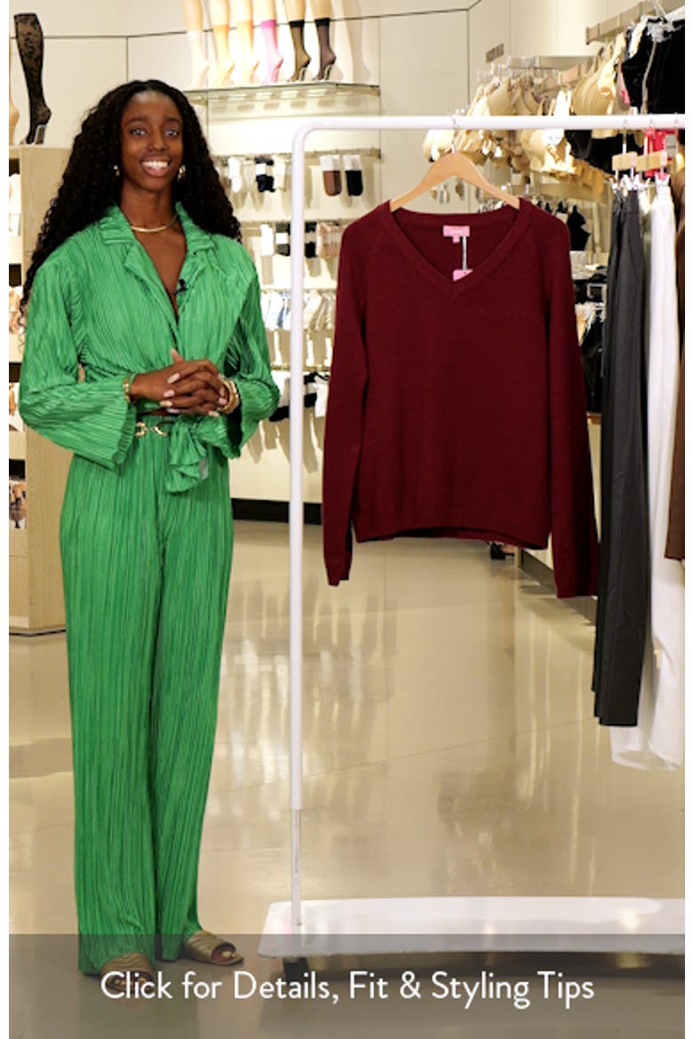 Martha Oversize V-Neck Sweater video