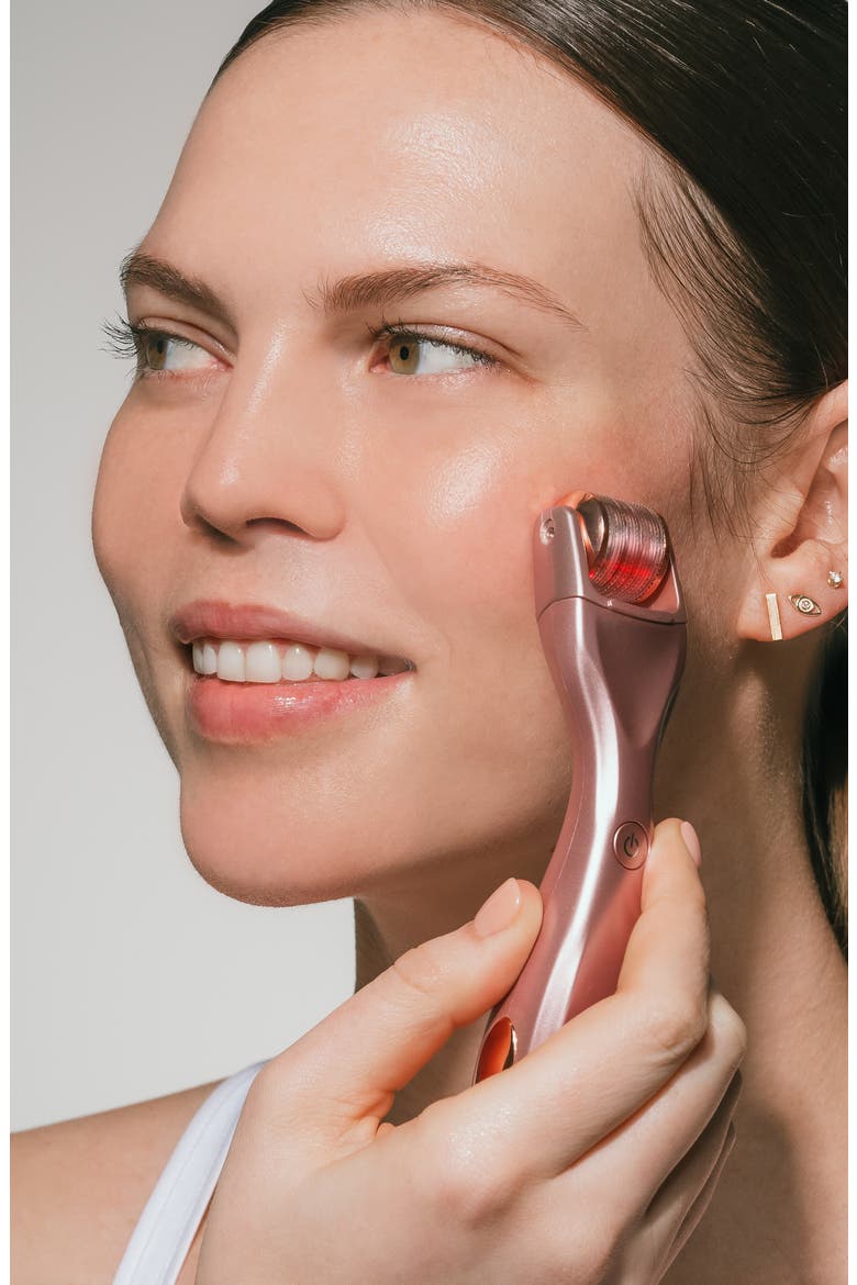 GloPRO® Microneedling Regeneration Facial Set (Nordstrom Exclusive), Alternate, color, NO COLOR