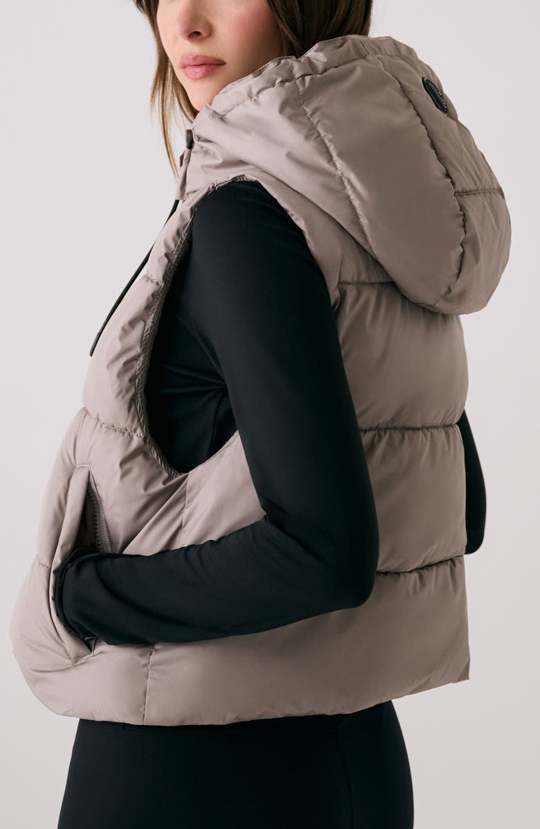 Lole London Waterproof 700 Fill Power Hooded Down Vest, Alternate, color, Pebble