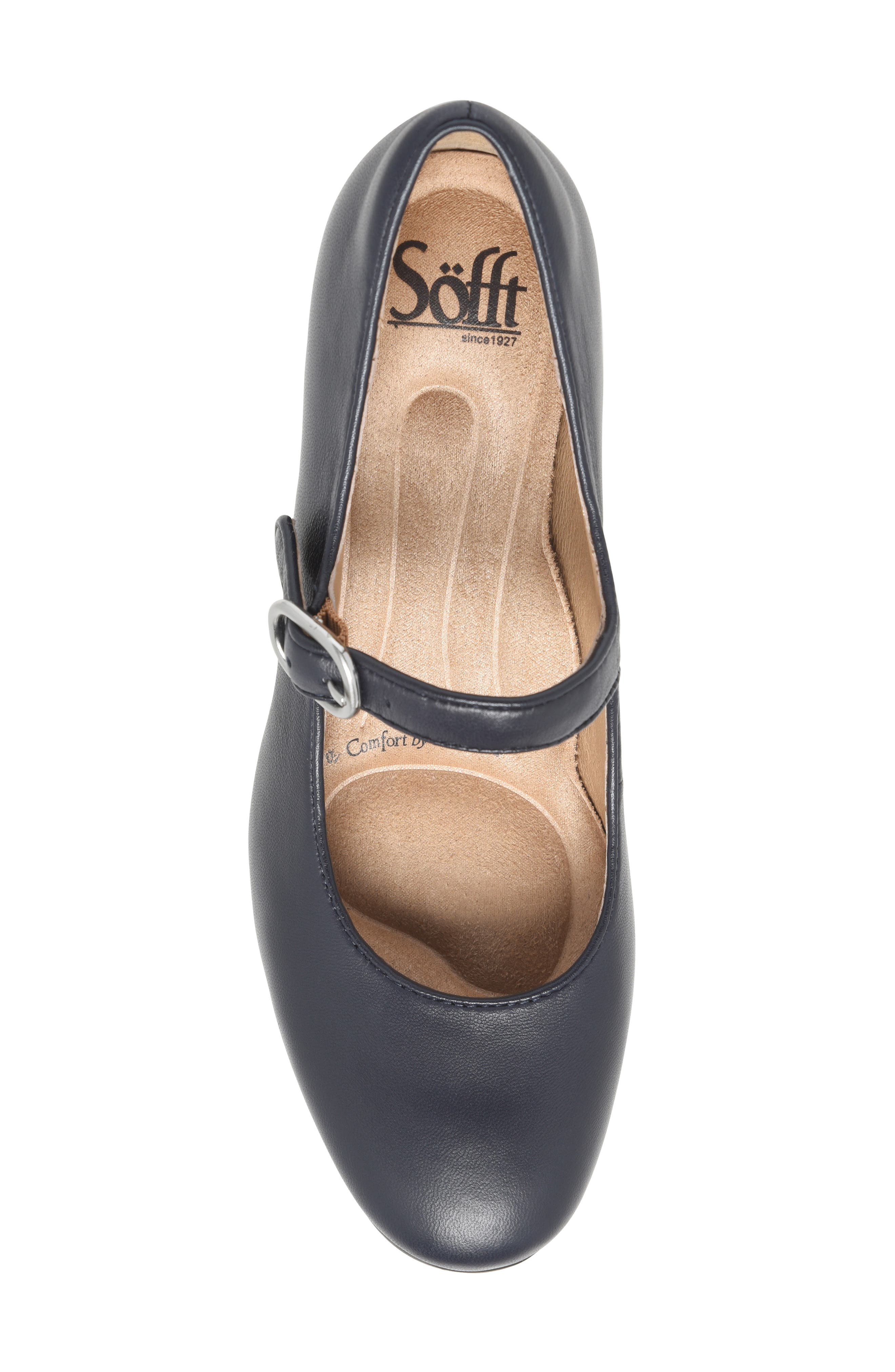 Leslie Mary Jane Pump, Alternate, color, SKY NAVY