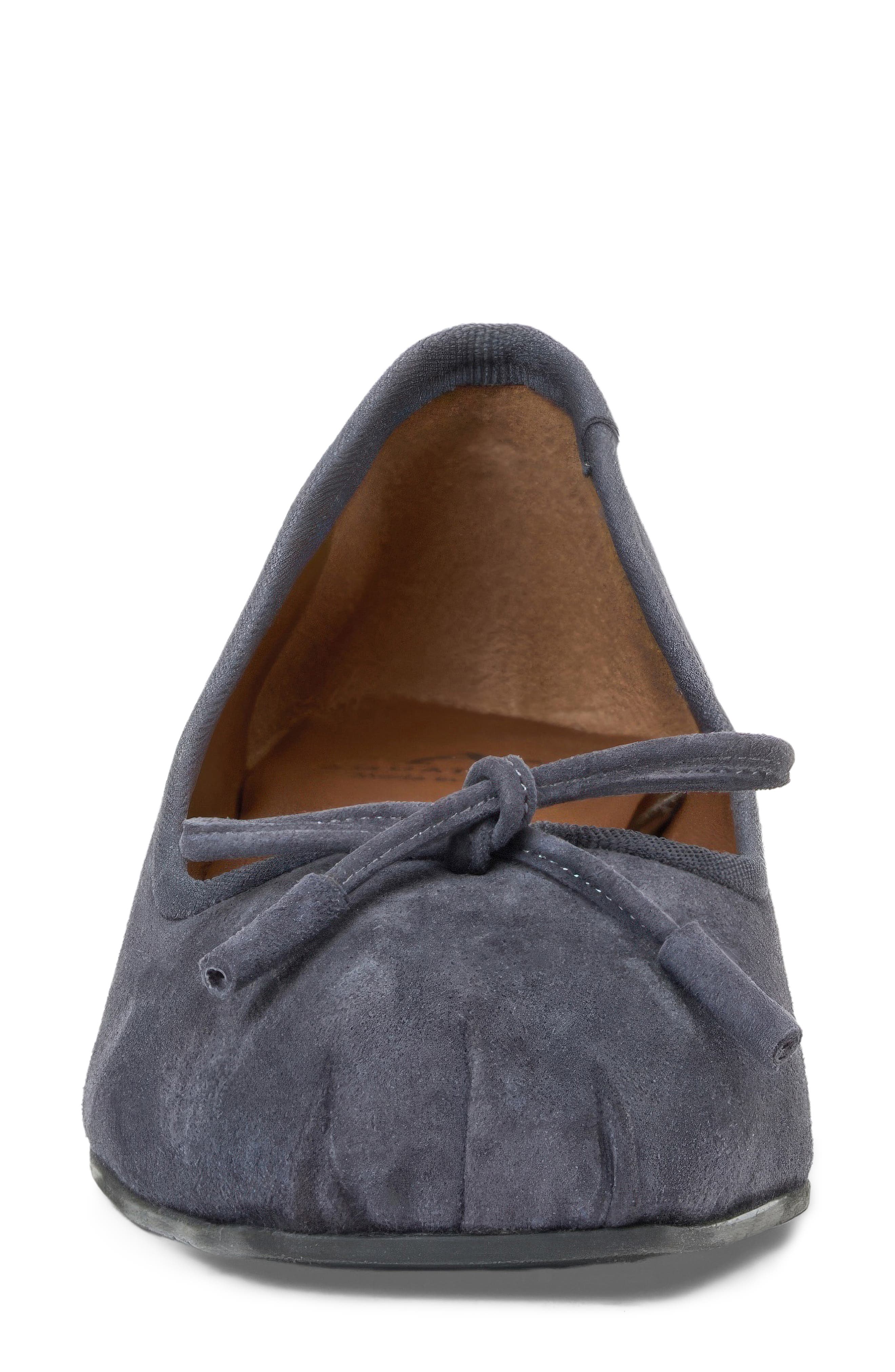 Camalfi Water Resistant Suede Pump, Alternate, color, ASH NAVY SUEDE