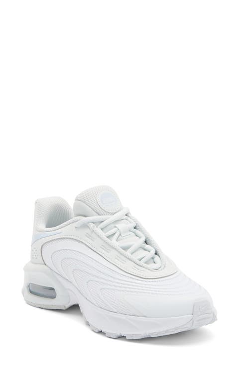 Air Max Fire Sneaker