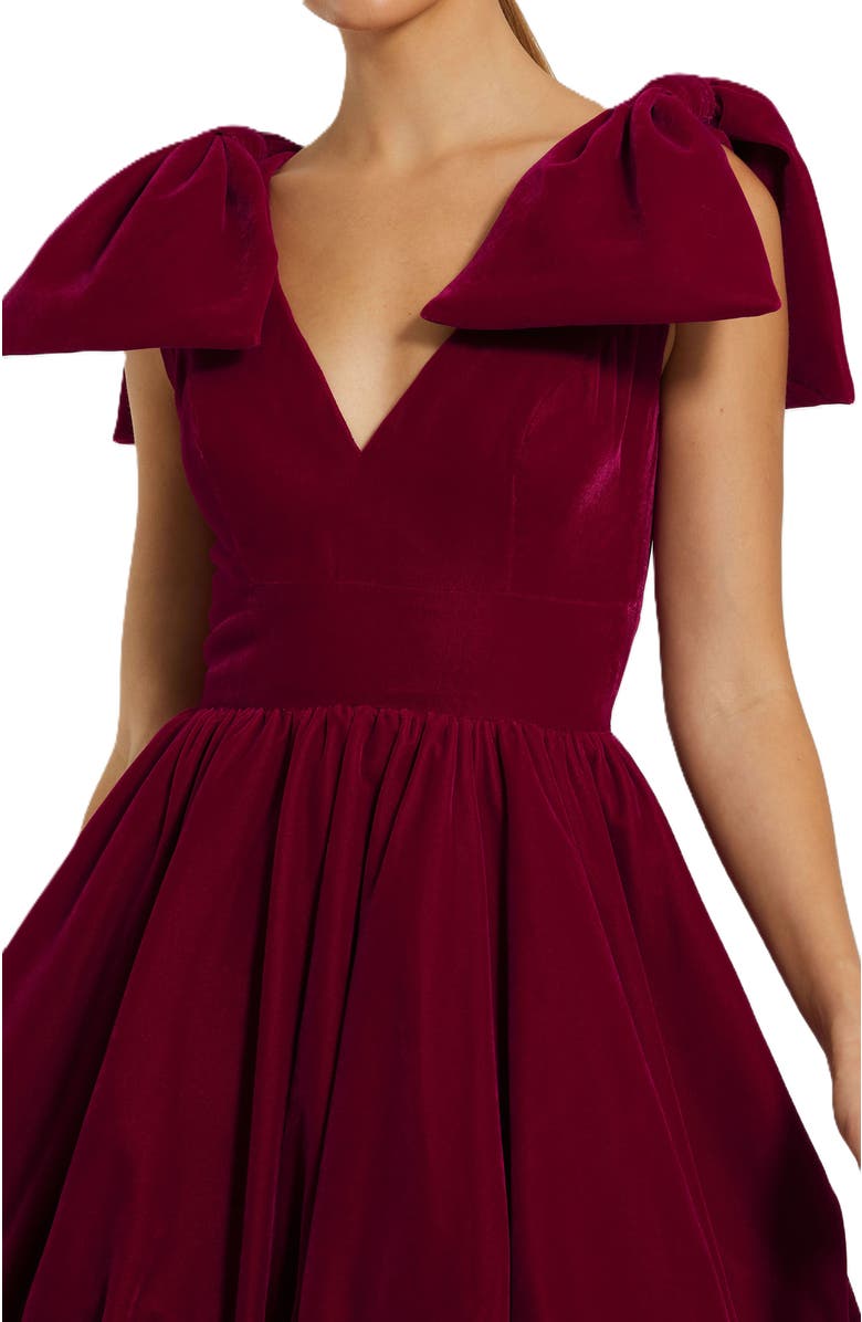Mac Duggal Shoulder Bow Velvet Bubble Mini Dress, Alternate, color, Berry
