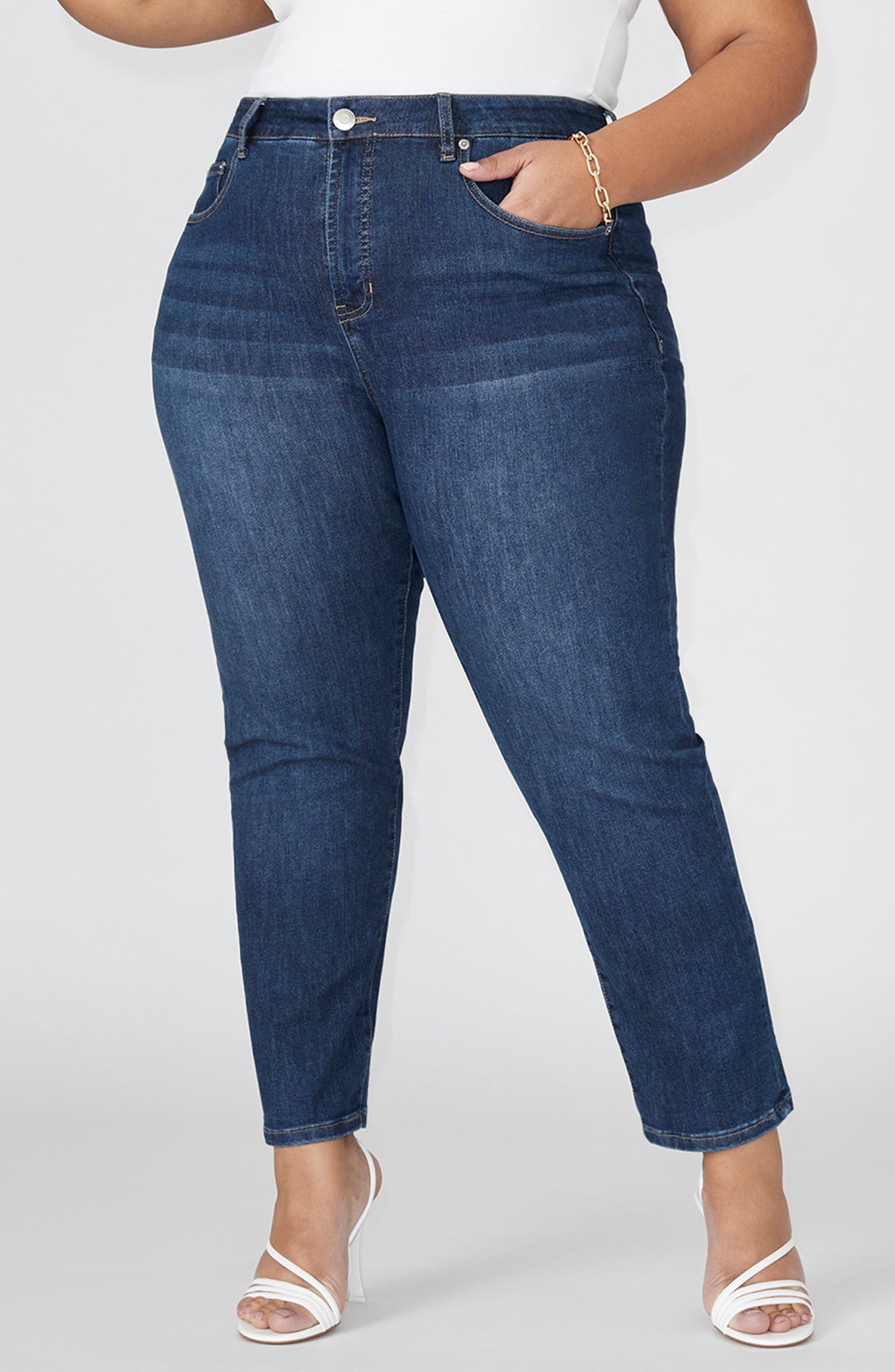 selected DARK WASH
