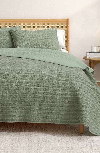 Woven & Weft Waffle Weave 3-piece Quilt Set In Green