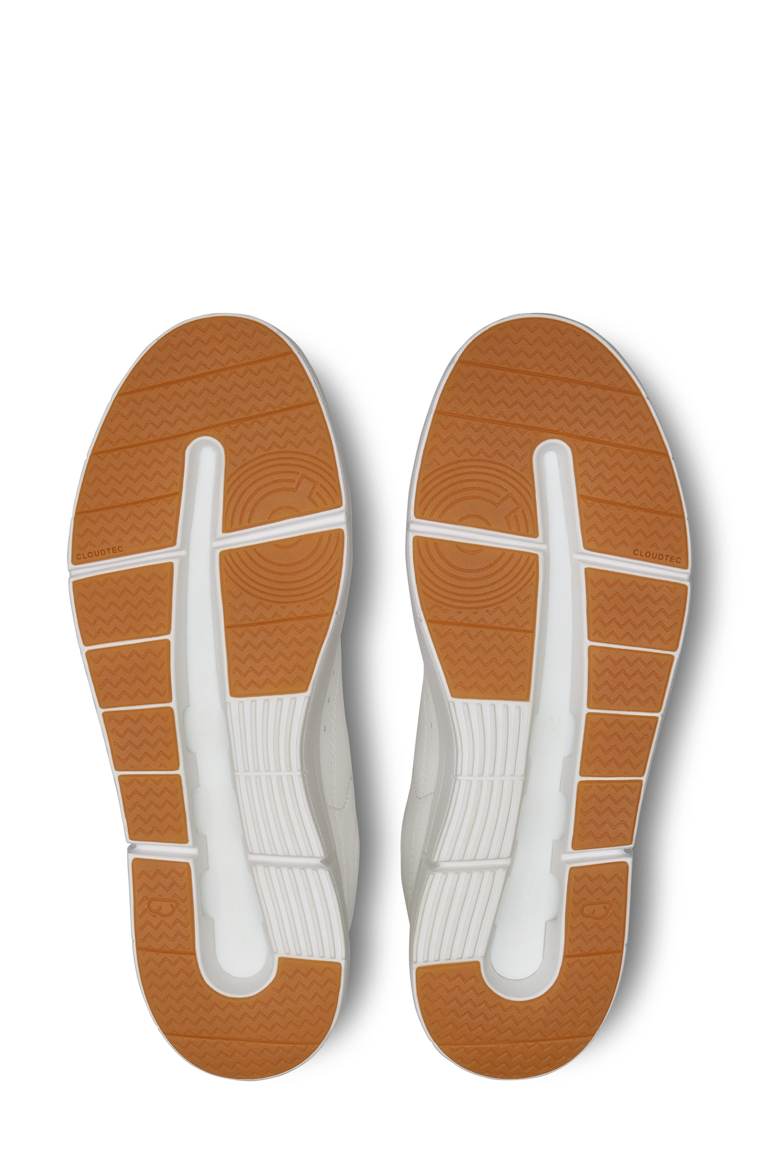 On THE ROGER Centre Court Tennis Sneaker, Alternate, color, White/Gum