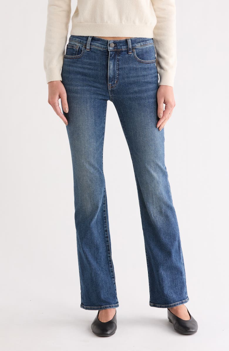 Madewell Kickout Flare Leg Jeans, Main, color, Gracelyn Wash