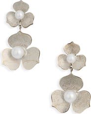 EYE CANDY LOS ANGELES Sabina Flower Statement Earrings