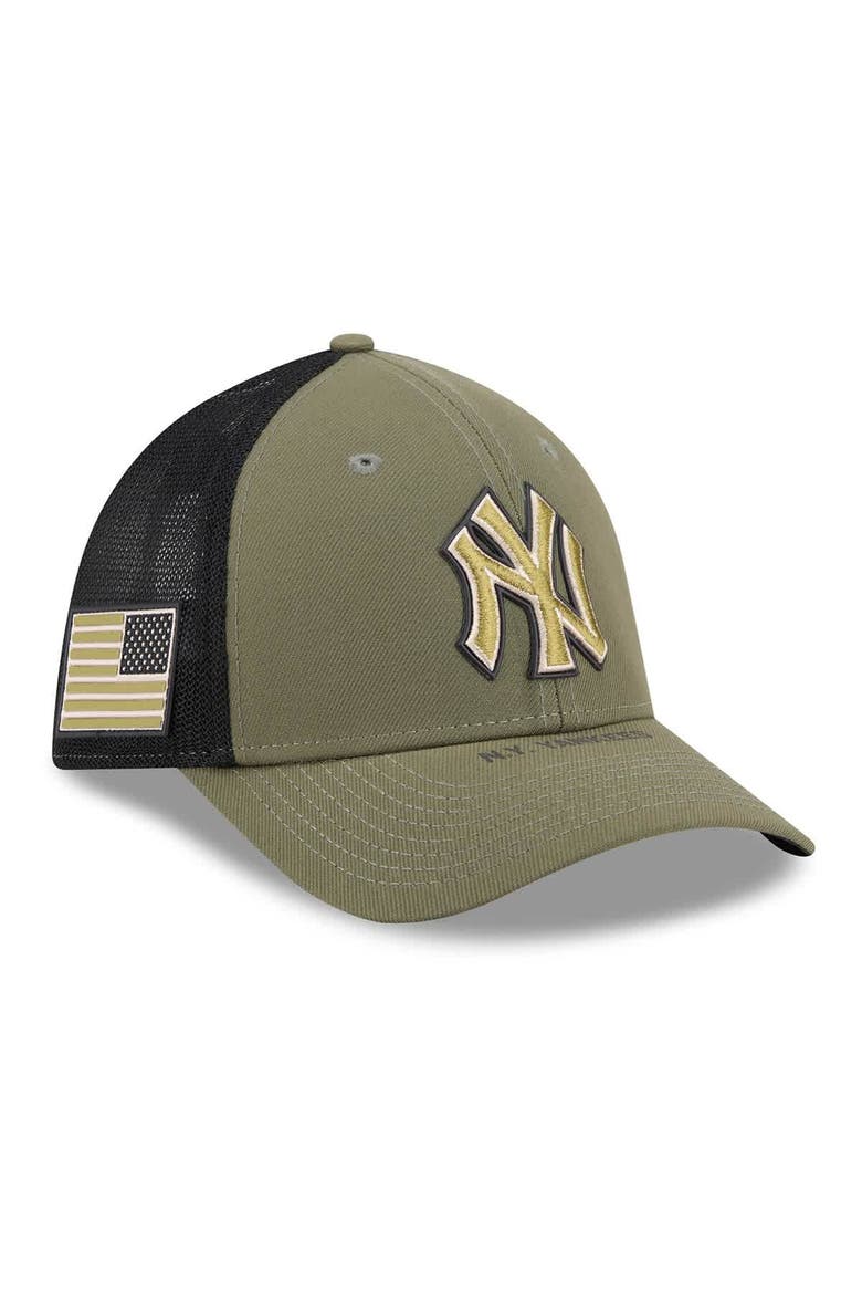 Men's New Era  Olive New York Yankees 2026 Armed Forces Day 39THIRTY M-Crown Flex Hat, Main, color, Olive