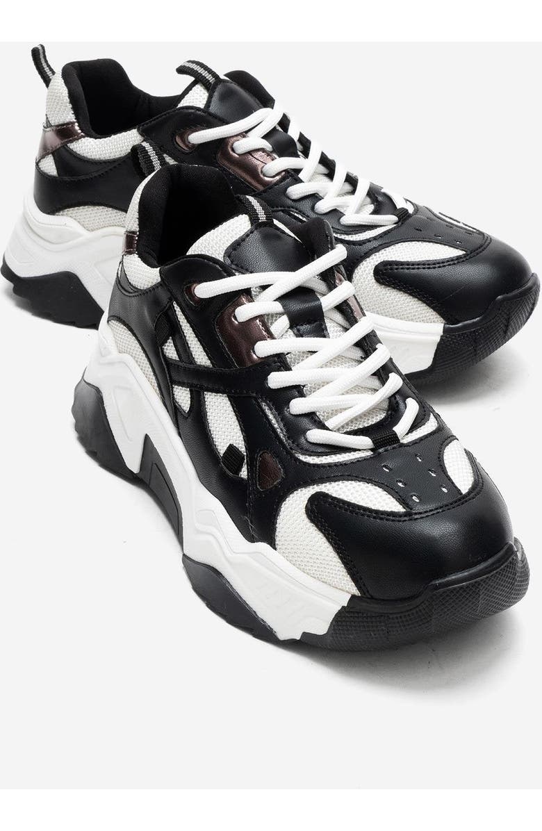Prologue Shoes Loretta Platform Sneakers, Main, color, Black White