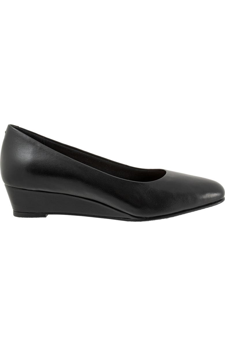 Trotters Denisse Wedge Pump, Alternate, color, Black