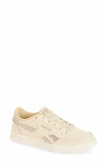 Court Advance Sneaker