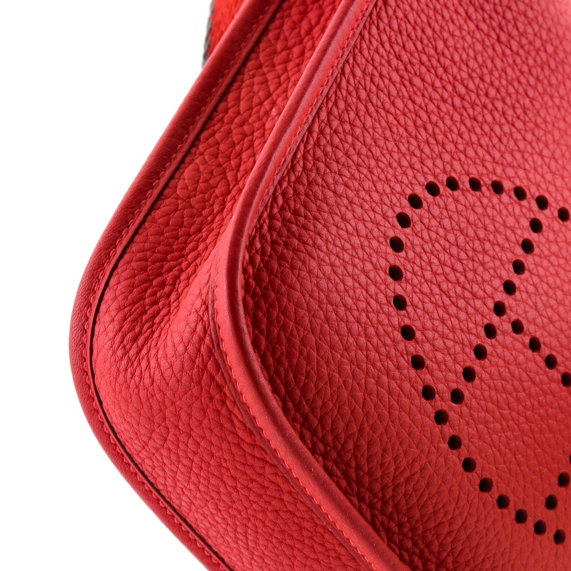 Pre-Owned Hermes Evelyne Bag Gen III Clemence TPM, Alternate, color, 