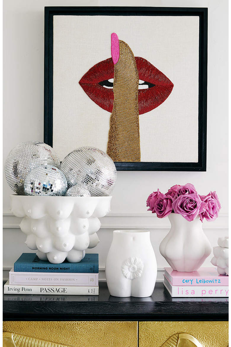 Edie Vase, Alternate, color, White