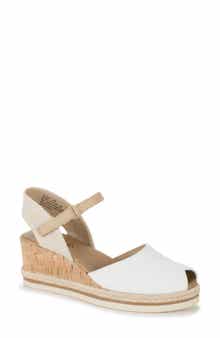 BARETRAPS Acadia Peep Toe Wedge Sandal