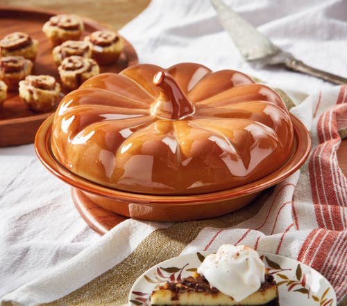 Tag Pumpkin Pie Dish With Lid Ceramic Baking Dish Burnt Sienna In Orange