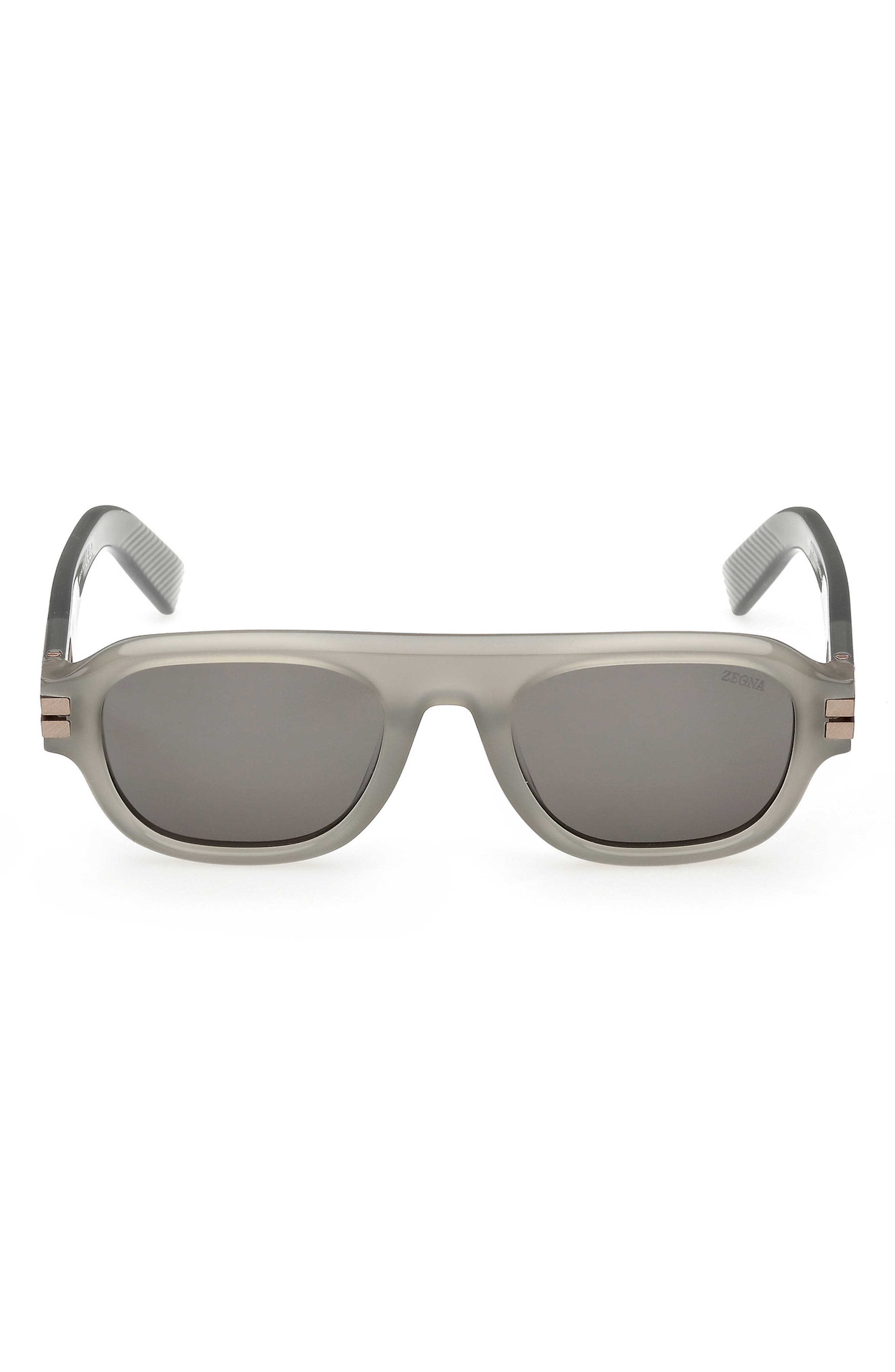 selected GREY / SMOKE
