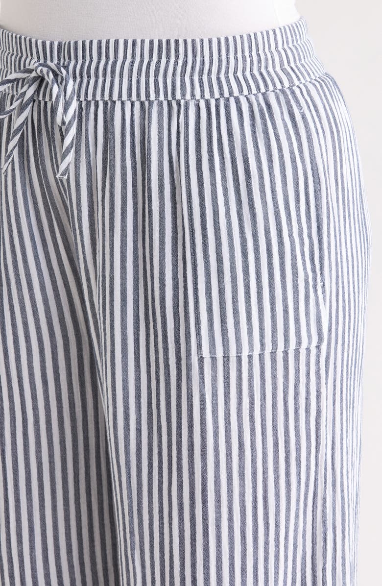 Caslon<sup>®</sup> Stripe Pull-On Wide Leg Pants, Alternate, color, Navy- White Brianne Stripe