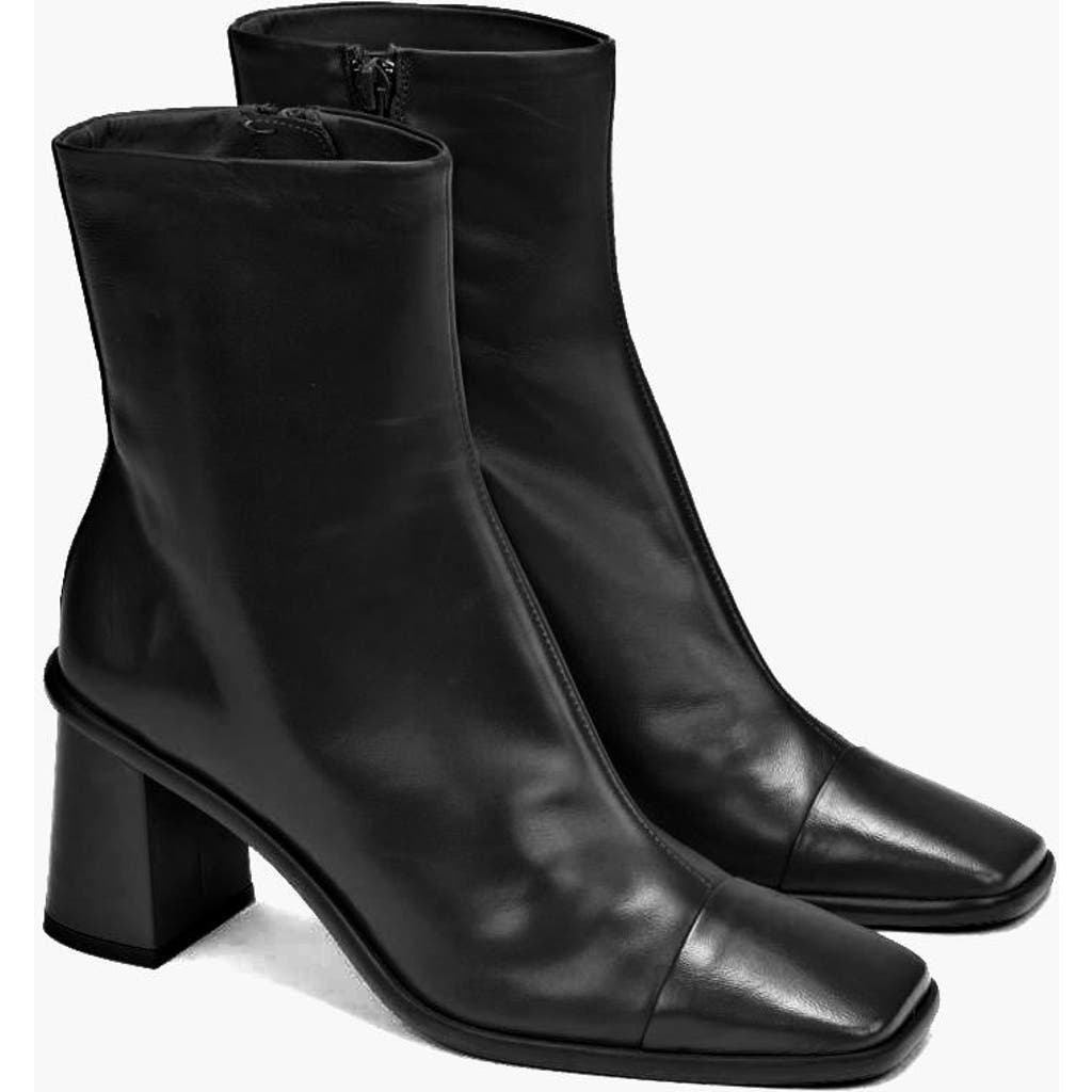 Maguire Avila Black Boot In Black