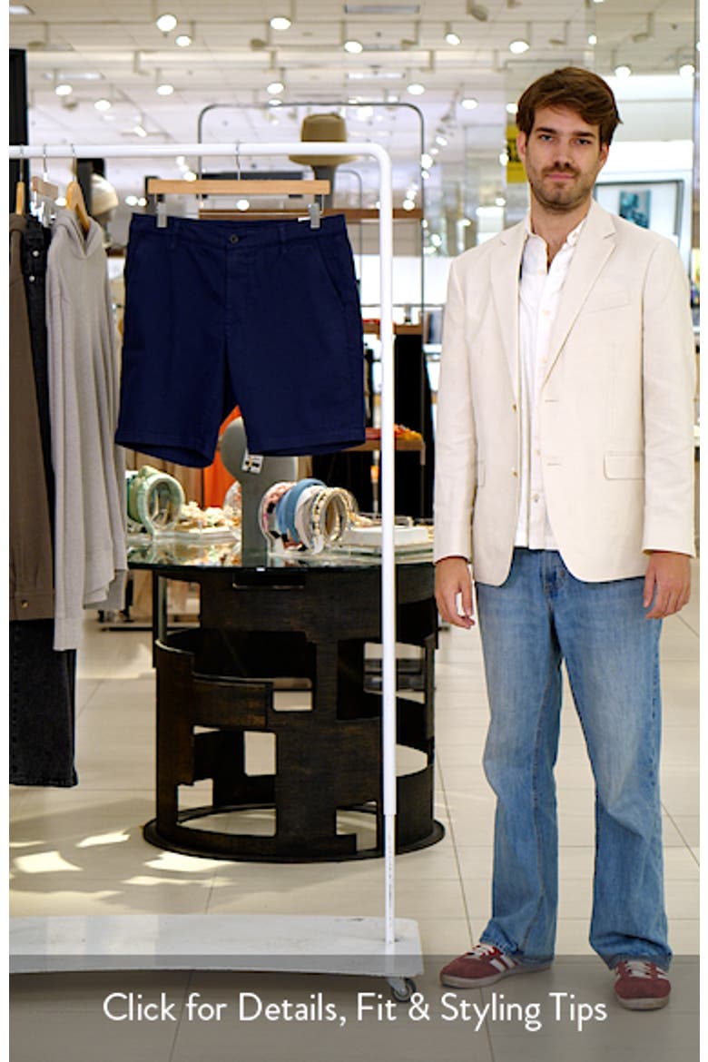 Wanderer 8.5-Inch Stretch Cotton Chino Shorts video