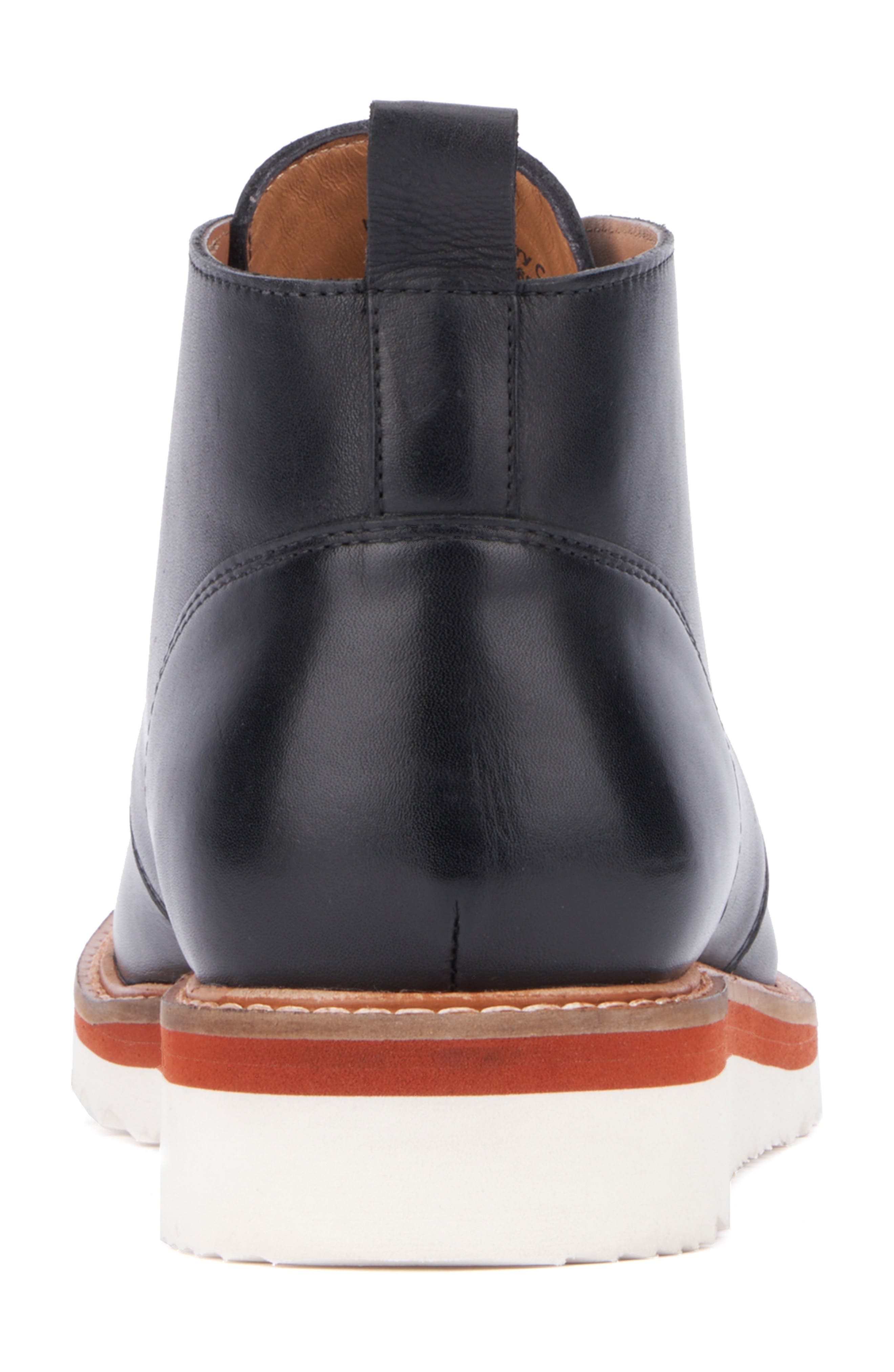 VINTAGE FOUNDRY Lewis Chukka Boot, Alternate, color, 