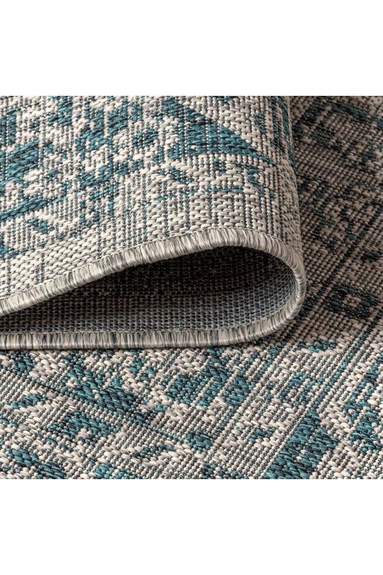Rozetta Boho Medallion Textured Weave Indoor/Outdoor Round Area Rug, Alternate, color, Gray/Teal