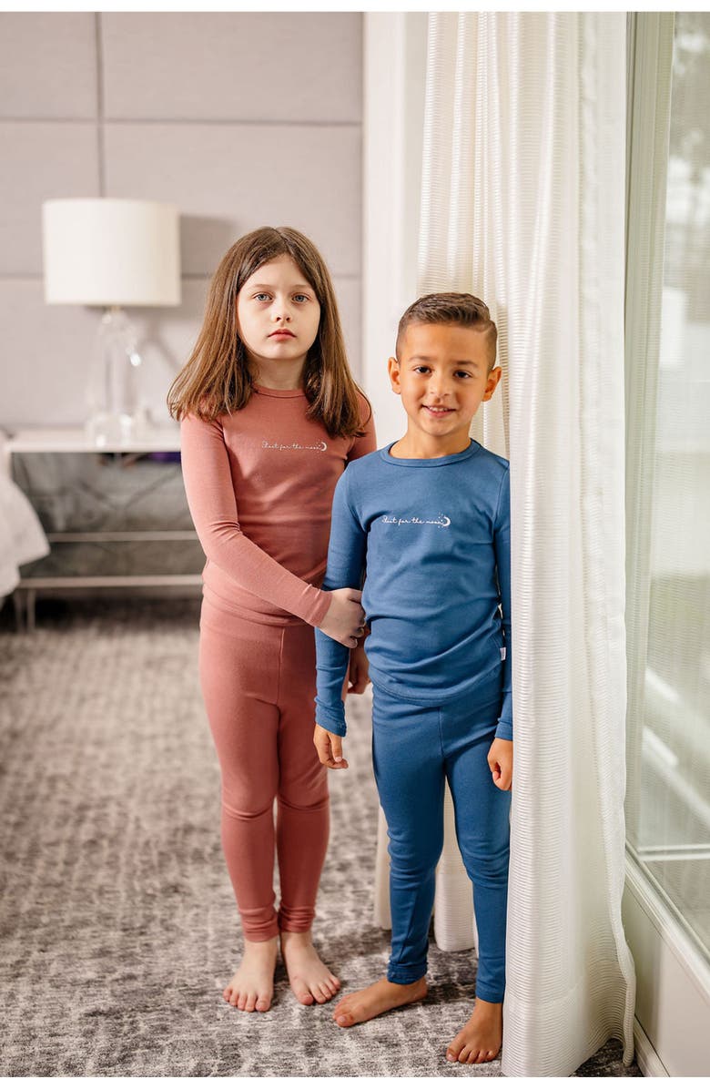 Pouf Boys Shoot for the Moon PJ, Alternate, color, Blue