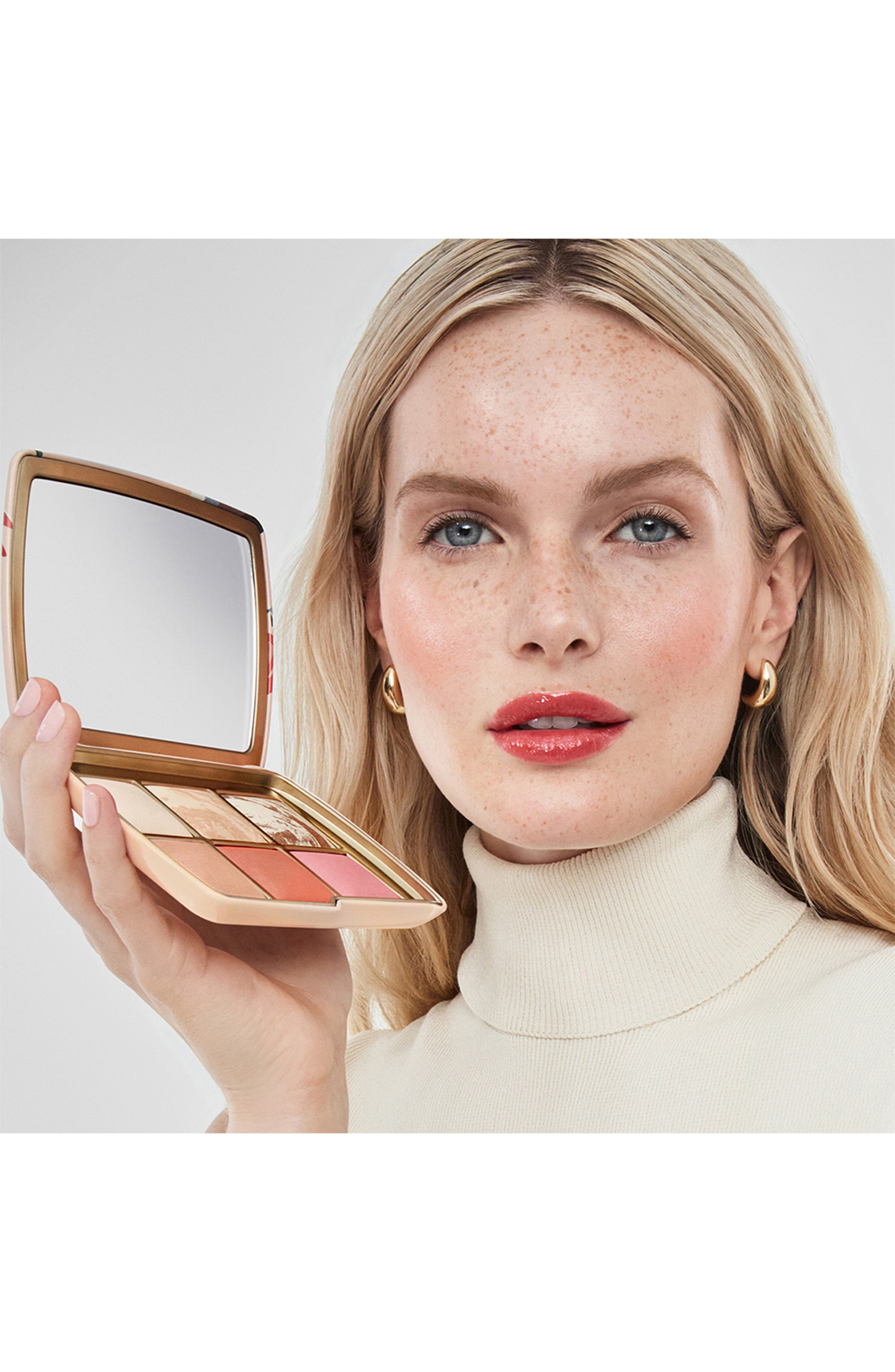HOURGLASS フェイスパレット　新商品 HOURGLASS Ambient Lighting Edit Unlocked Face Palette (Women
