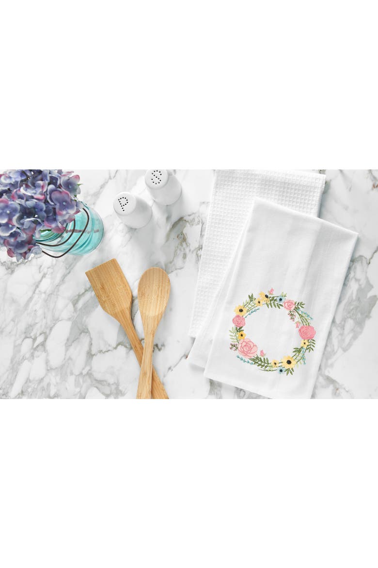 Spring Bloom Wreath Towel, Alternate, color, Green