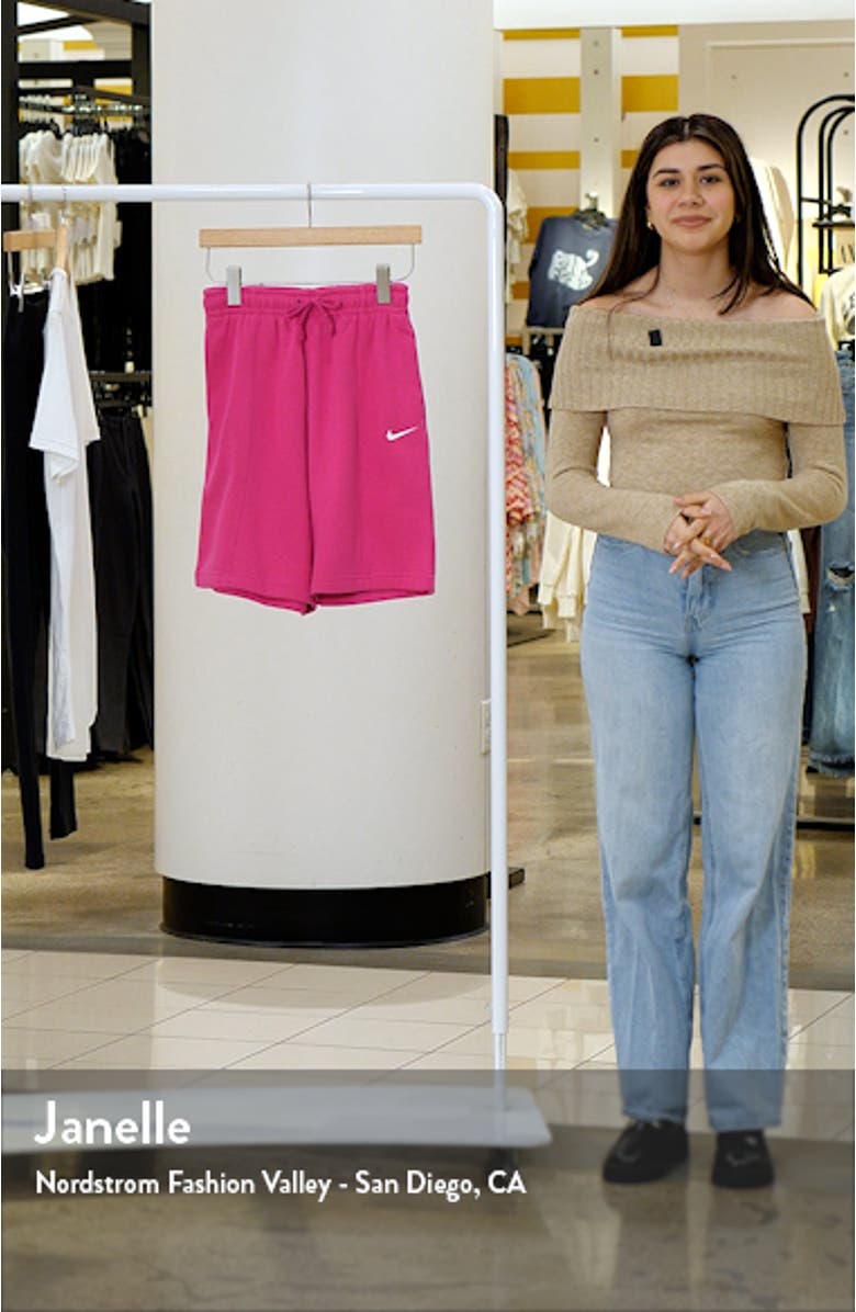 Sportswear Essential Fleece Shorts, sales video thumbnail