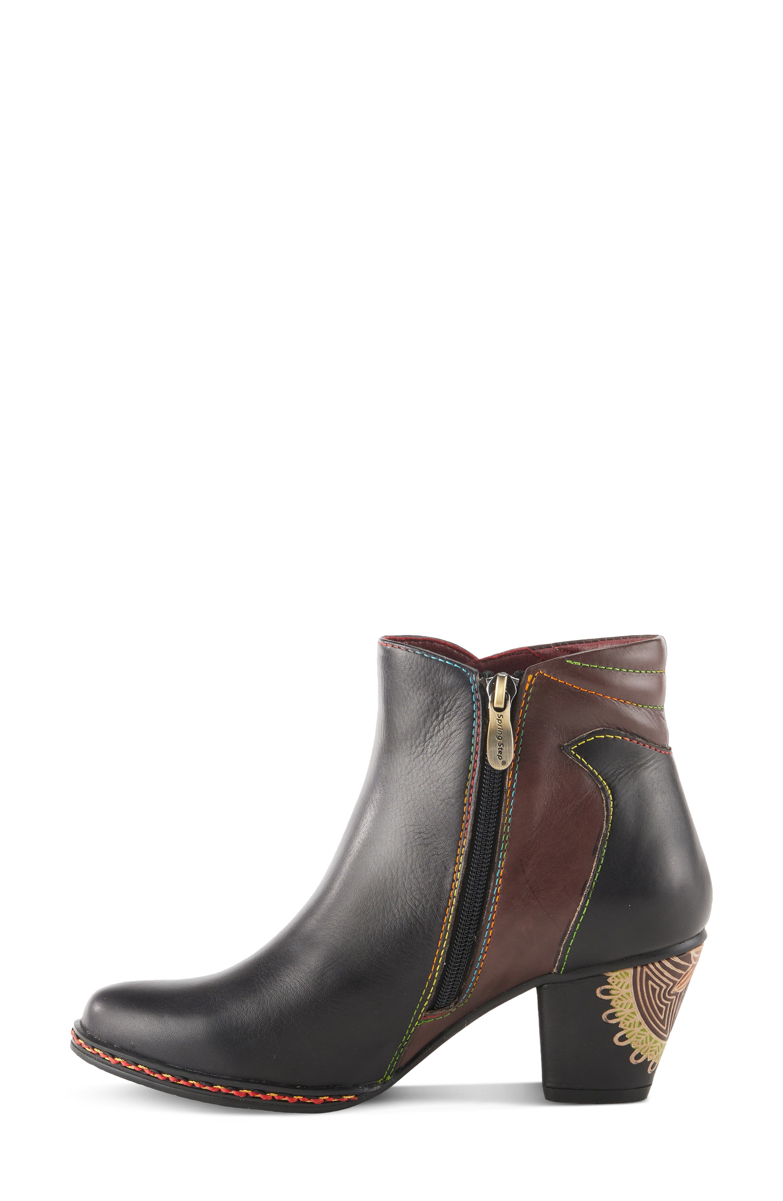 L'Artiste by Spring Step Zamihi Bootie, Alternate, color, Black