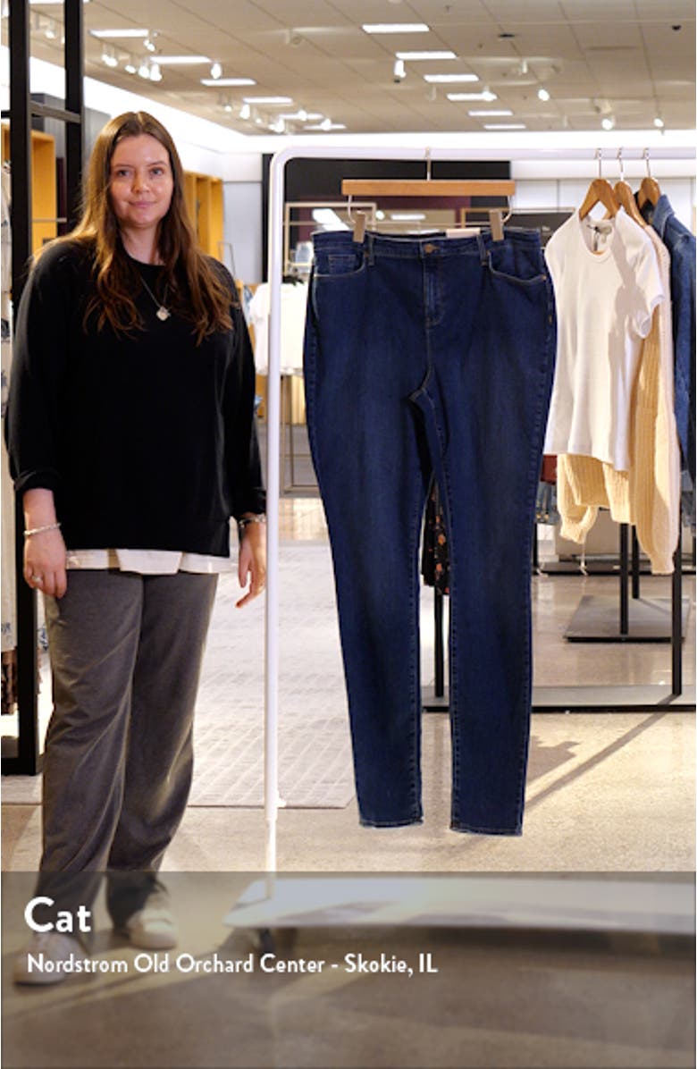 Ami Skinny Jeans, sales video thumbnail