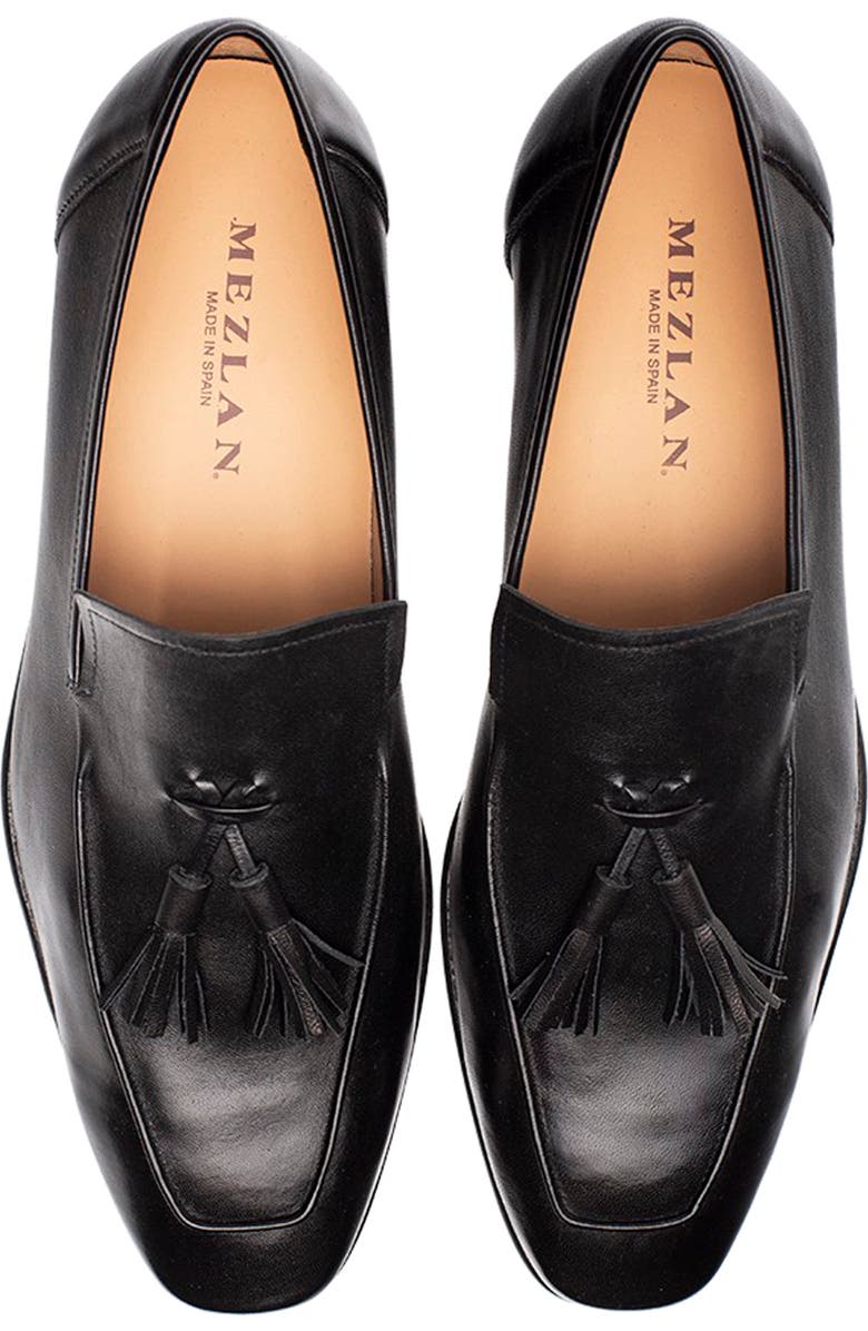 Mezlan Javea Tassel Moc Toe Loafer, Alternate, color, Black