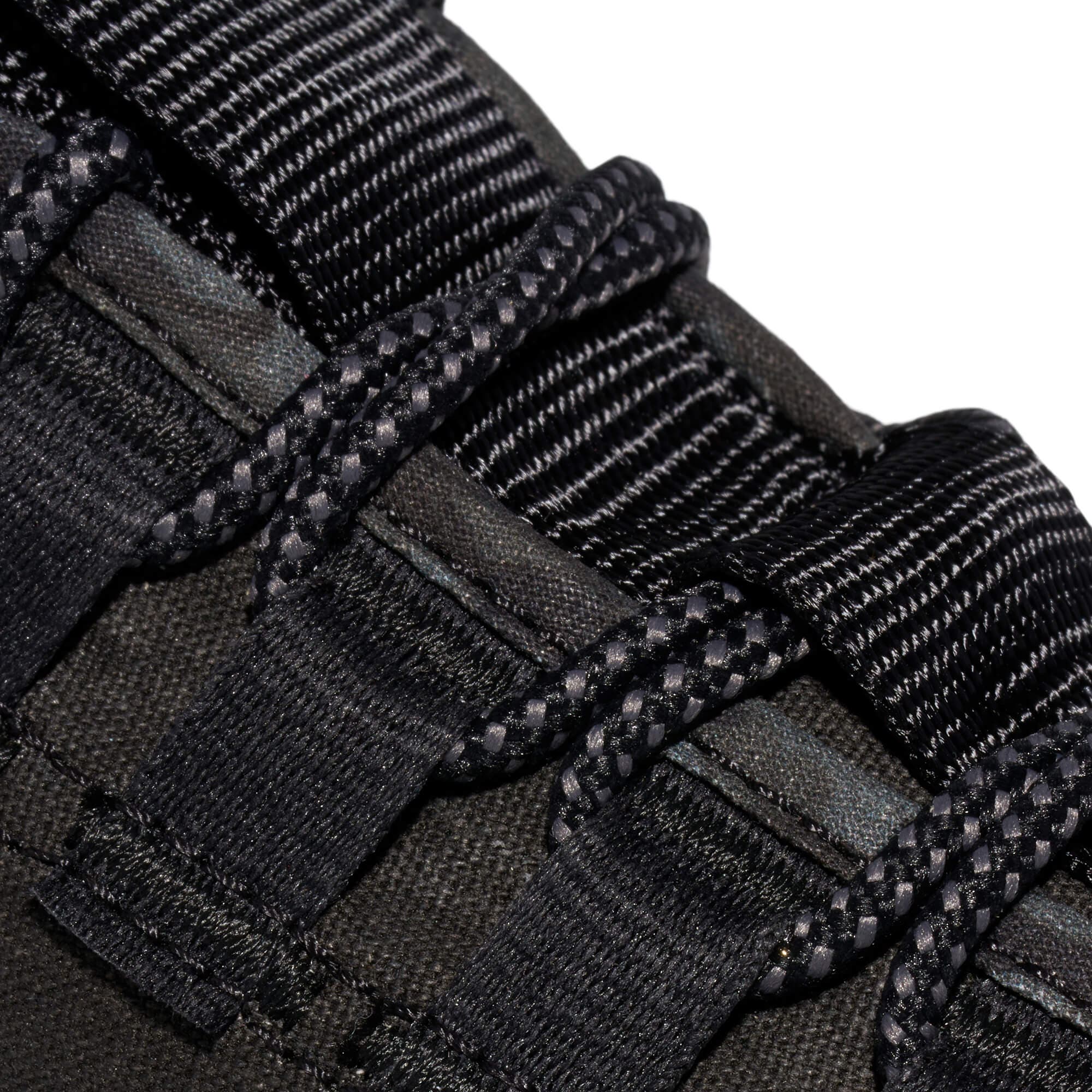 Grounder Low-Top Sneaker, Alternate, color, Black-Black