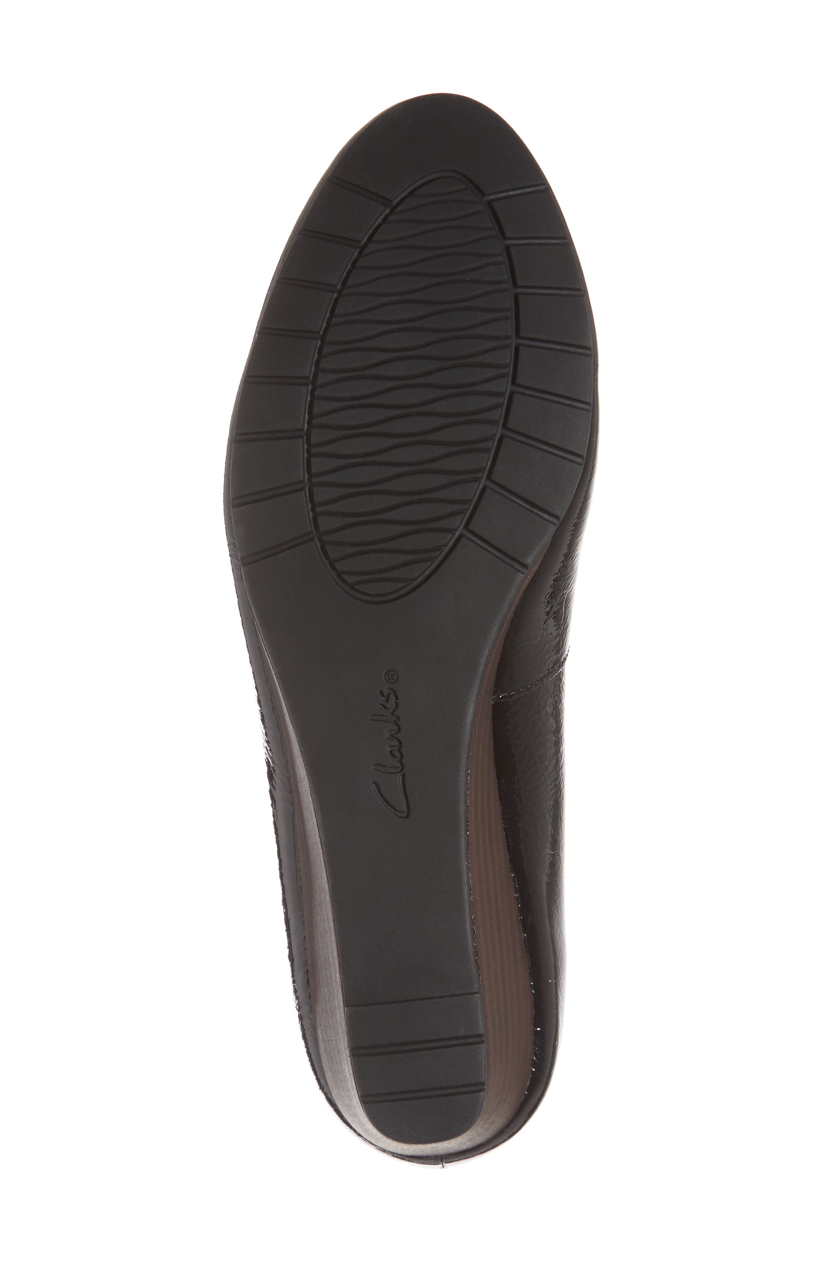 Clarks<sup>®</sup> Vendra Bloom Wedge Pump, Alternate, color, 