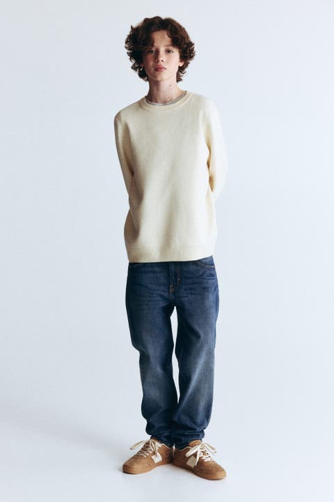 Relaxed Tapered Fit Jeans