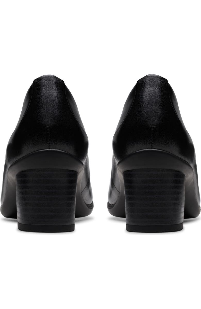 Clarks<sup>®</sup> Shaya Poppy Pump, Alternate, color, Black Leather