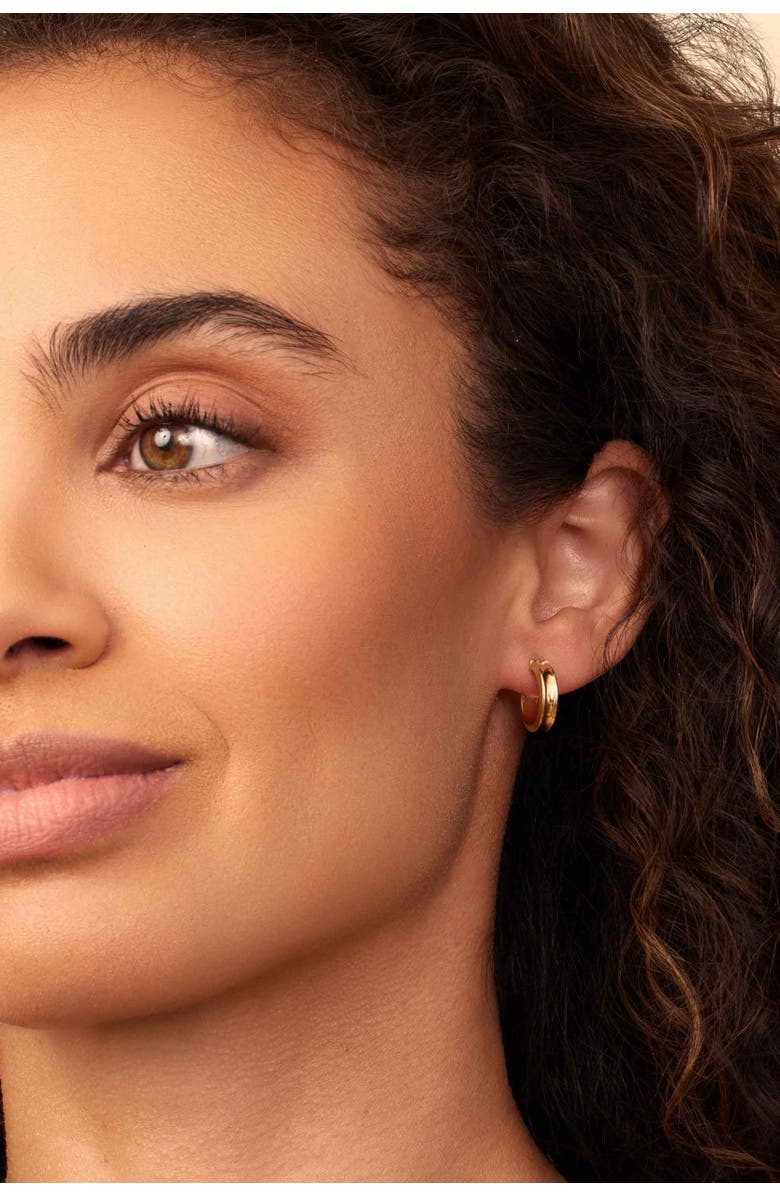 Oradina 18K Yellow Gold Half Pipe Hoops, Alternate, color, Yellow Gold