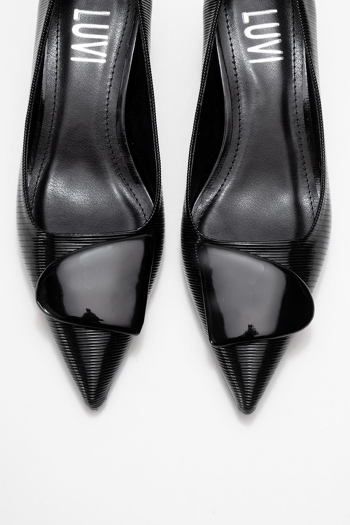 Briana Buckle Pointed Toe Pump, Alternate, color, Black