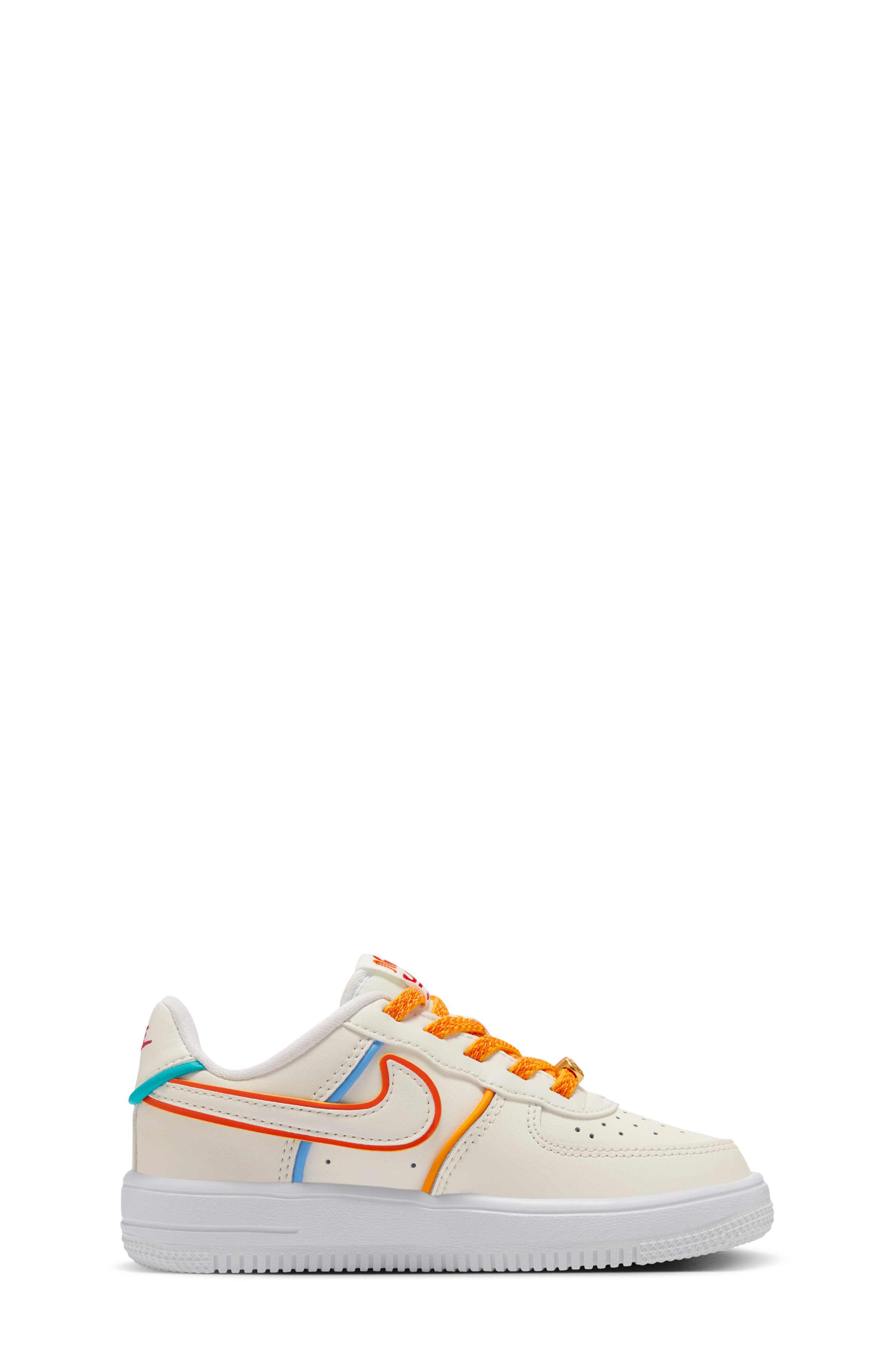 Nike Force 1 Low EasyOn LV8 Basketball Sneaker, Alternate, color, 