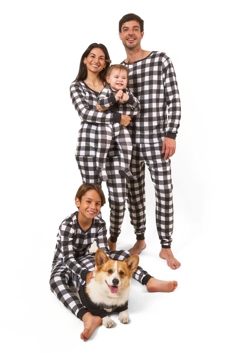 Leveret Women's Cotton Plaid Matching Family Holiday Pajamas, Alternate, color, Plaid Black & White