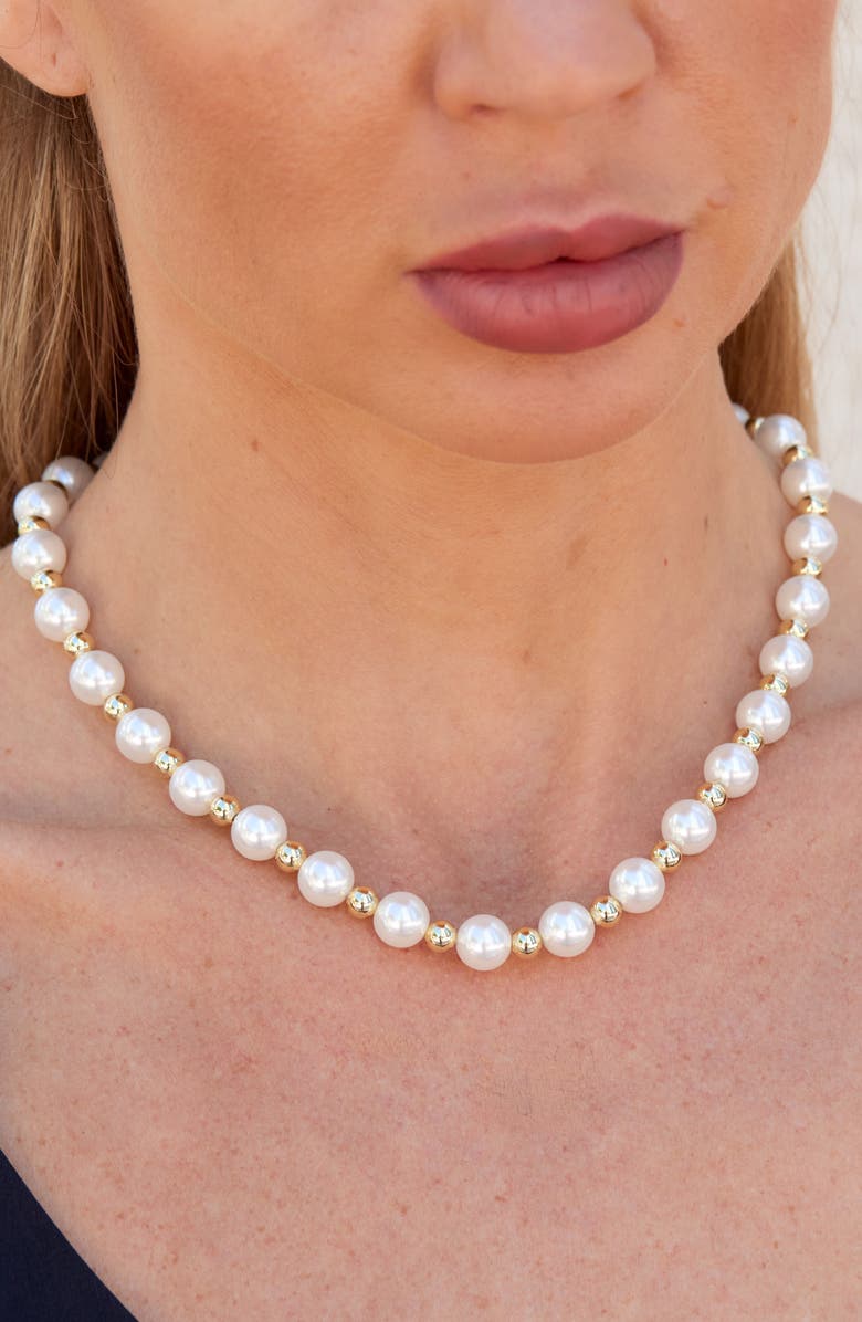 SAVVY CIE JEWELS Faux Pearl Beaded Station Magnetic Necklace, Alternate, color, White/ Gold