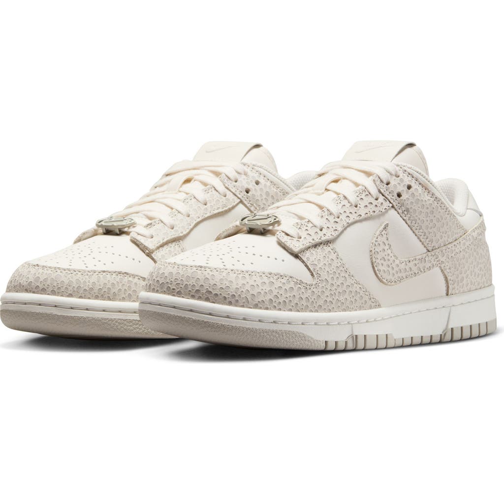 Nike Dunk Low Premium Basketball Sneaker