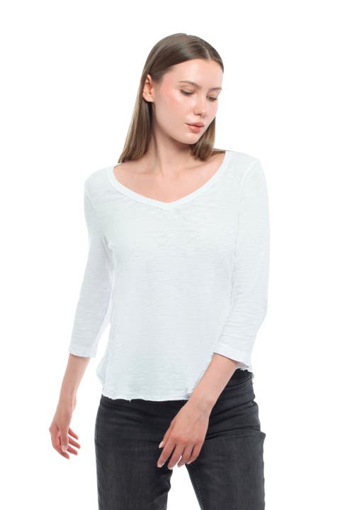 3/4 Sleeve V-Neck Shirttail Tee With Raw Hem Top