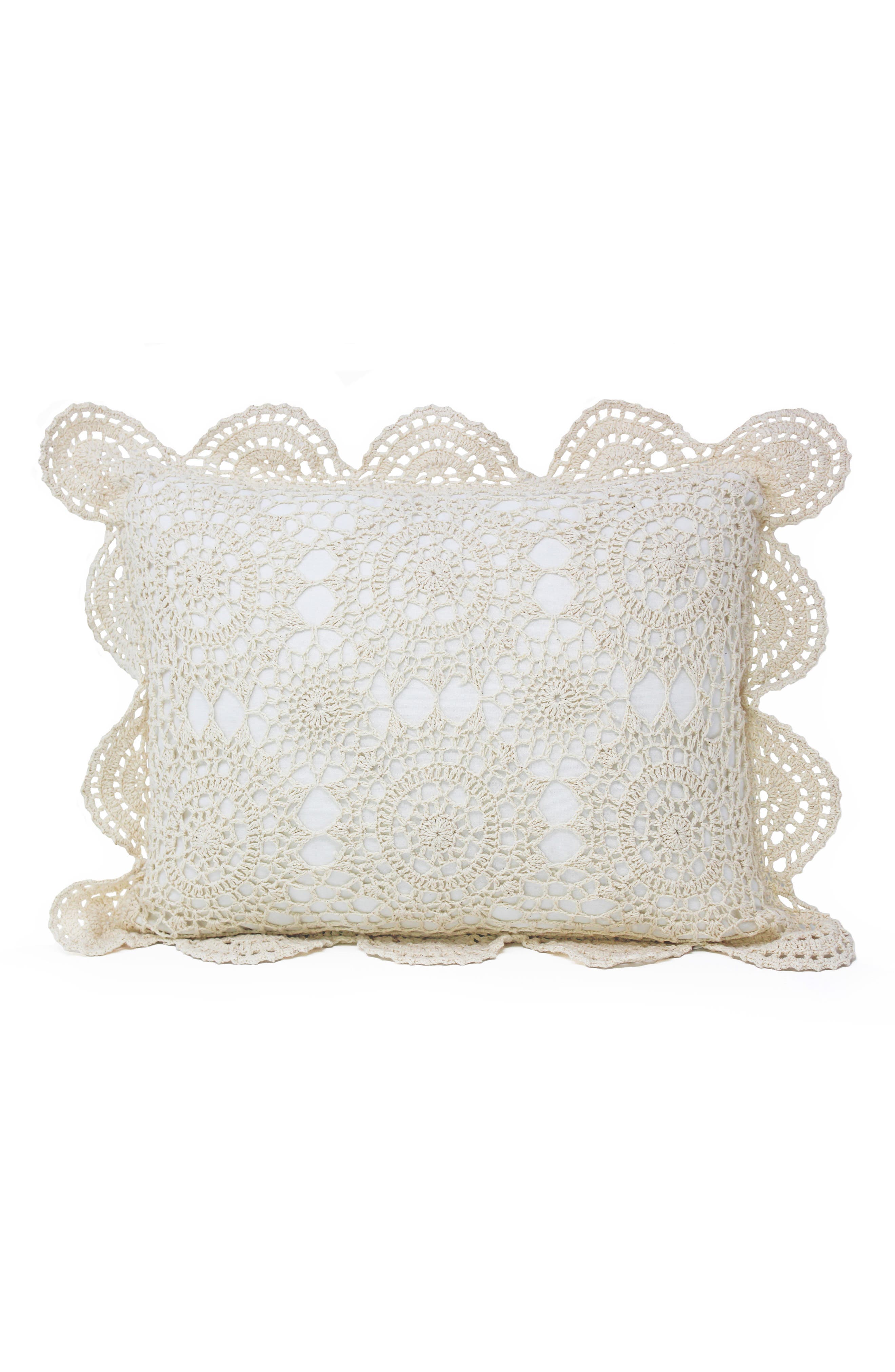 MELANGE HOME Decorative Crochet Accent Pillow